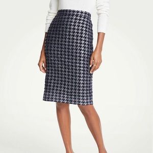 Ann Taylor NWT Tweed Pencil Skirt